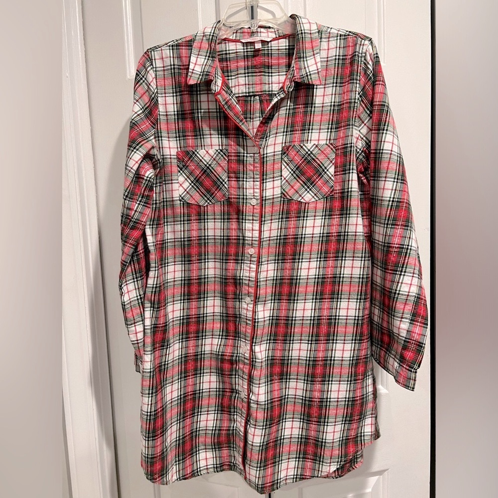 RED Plaid ❤️  Victoria’s Secret, Button Down,  Nightshirt w Metallic Threads